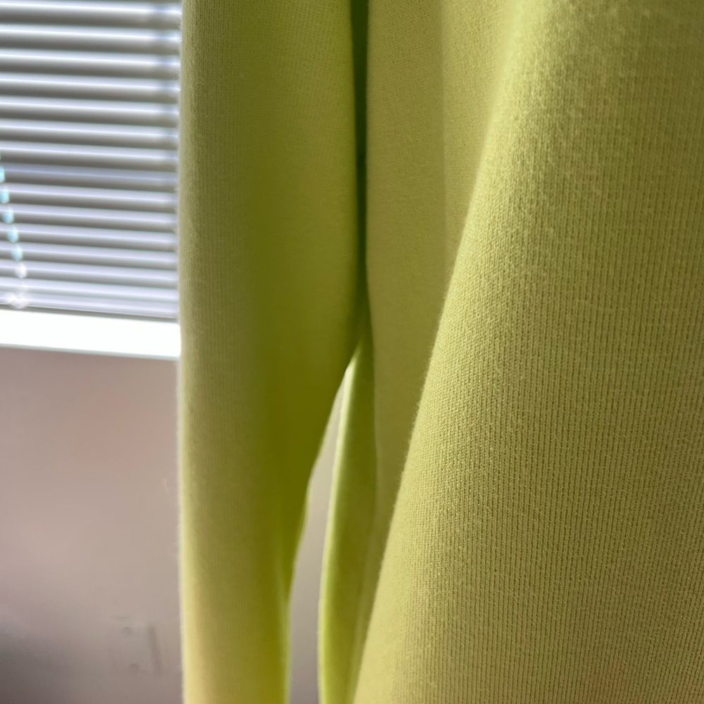 Express Lime Green Women's Robe - Picture 6 of 9